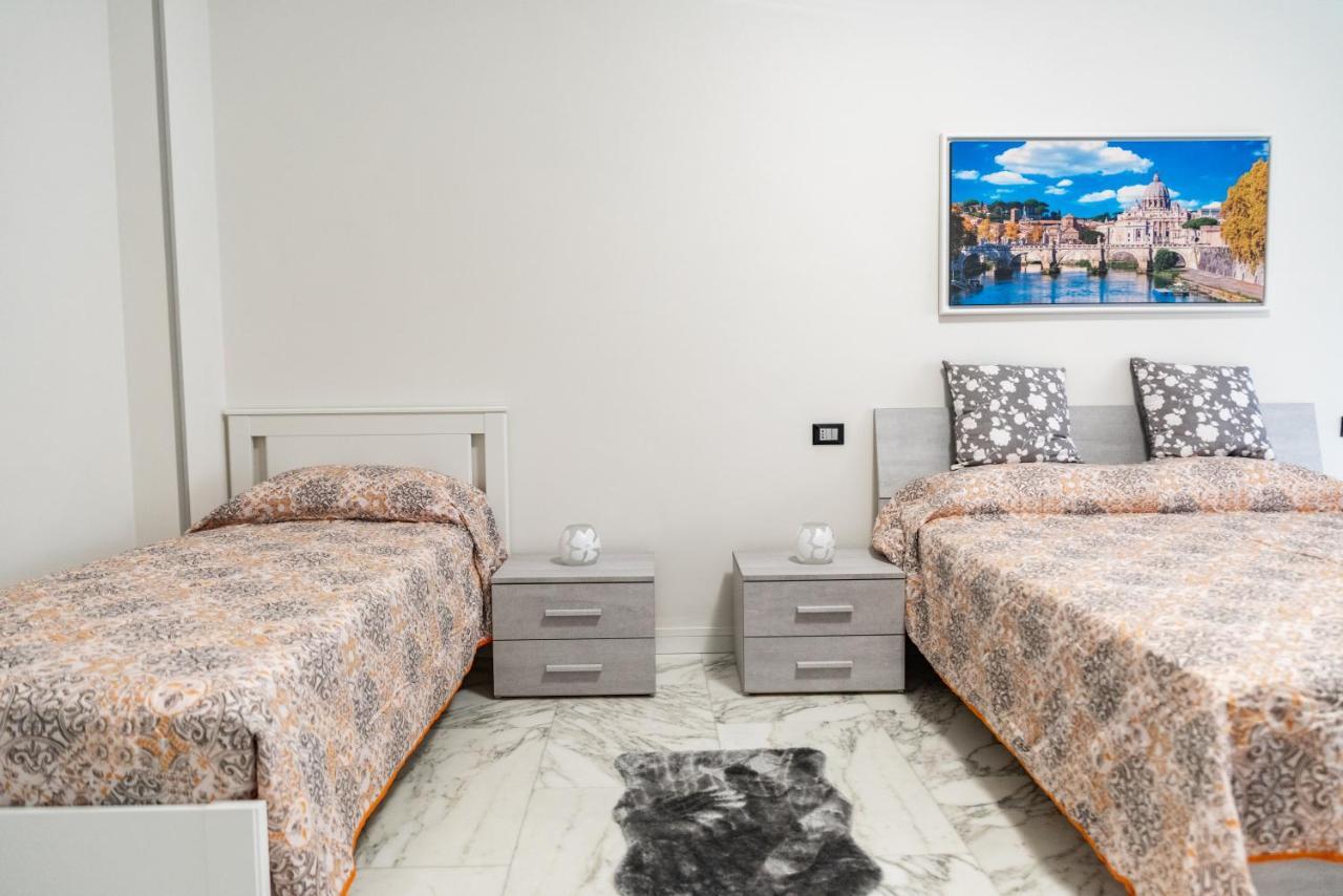 Locazione Turistica Via Dei Savorelli 120 โรม ภายนอก รูปภาพ