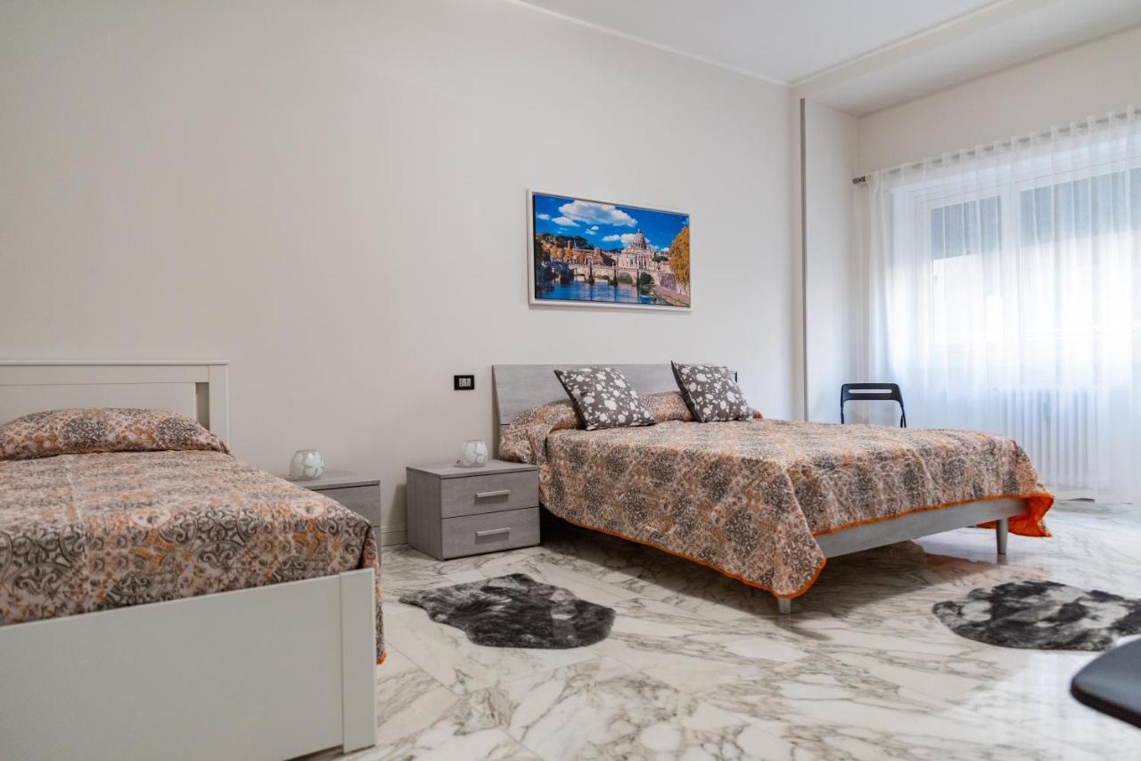 Locazione Turistica Via Dei Savorelli 120 โรม ภายนอก รูปภาพ